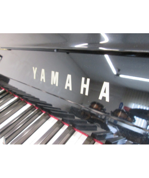 YAMAHA C-109 PIANOFORTE VERTICALE