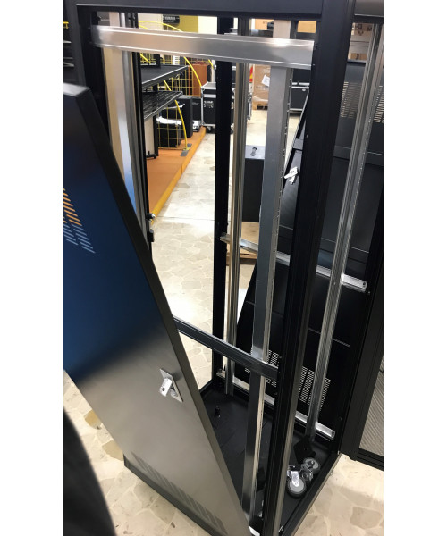 MONTARBO RACK 36 UNITA' CON RUOTE