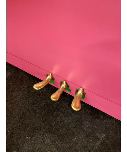 W. GOTZMANN Satin pink vertical piano