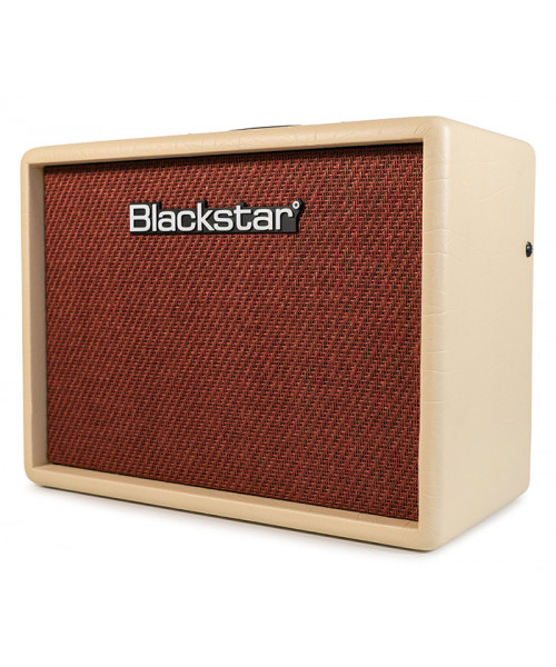 BLACKSTAR Debut 15e