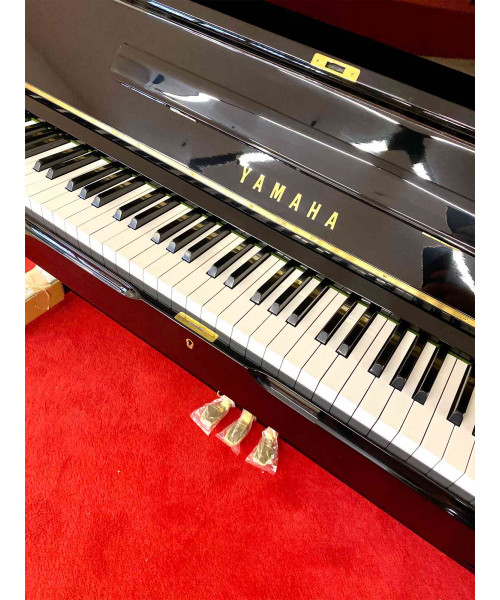 PIANOFORTE VERTICALE YAMAHA U1H NERO LUCIDO