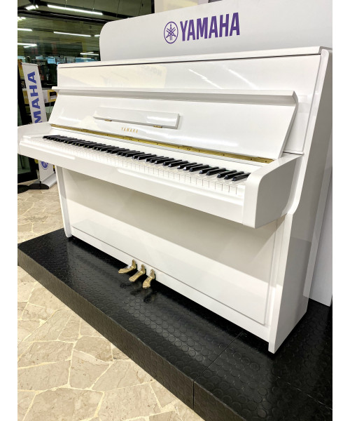 Vertical piano YAMAHA MoD. M1 glossy white