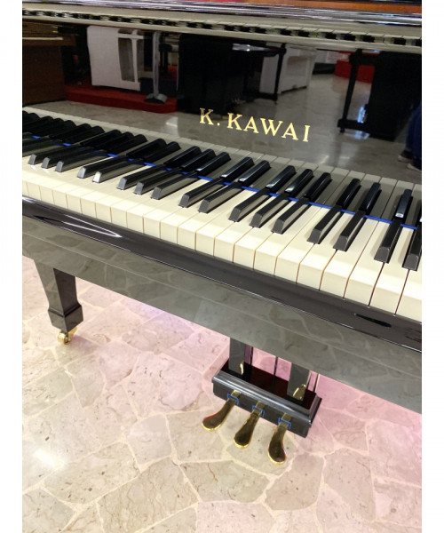 Half-tail piano KAWAI MoD. Kg-1 Glossy black