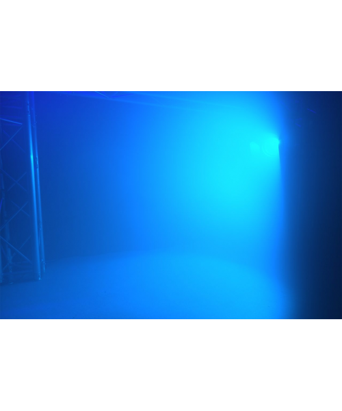 Beamz btf200cz fresnel zoom 200w rgbw led dmx 3200k