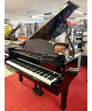 Half-tail piano KREUTZ MoD. GPS-148 glossy black
