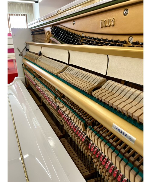 Vertical piano YAMAHA MoD. U3 glossy white