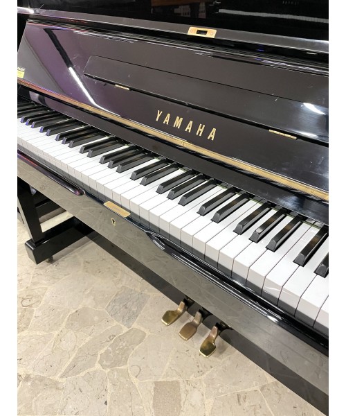 PIANOFORTE VERTICALE YAMAHA MOD. U1 CERTIFICATO