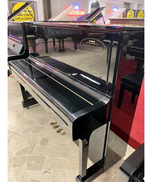 PIANOFORTE VERTICALE YAMAHA MOD. U1 CERTIFICATO