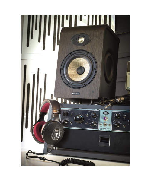 FOCAL Clear MG Professional