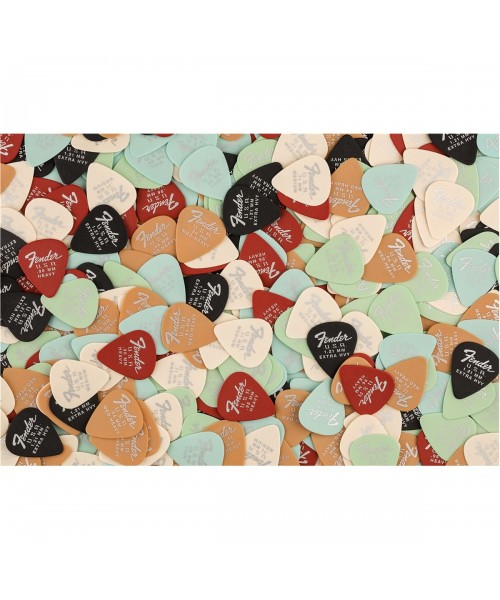 FENDER PLETTRI FENDER DURA-TONE 351 SHAPE .71 OLYMPIC WHITE 12-PACK 1987351800