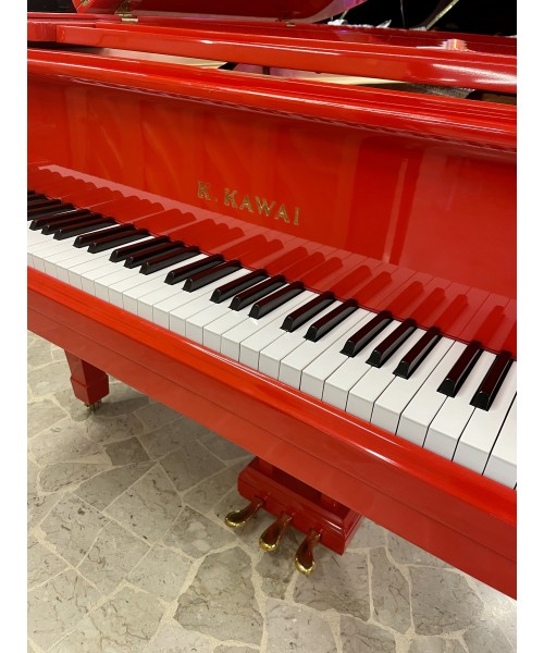 Half-tail piano KAWAI MoD. Glossy red kg2