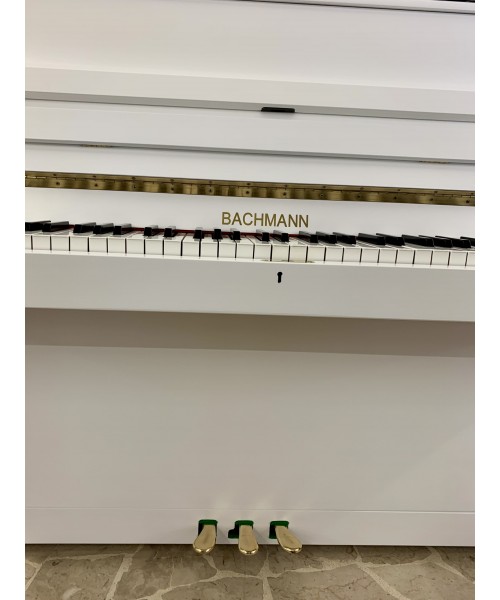 Vertical piano mod.108 white