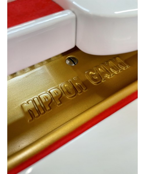 Half-tail piano YAMAHA G3 glossy white