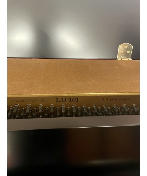 PIANOFORTE VERTICALE YAMAHA LU101 NERO LUCIDO