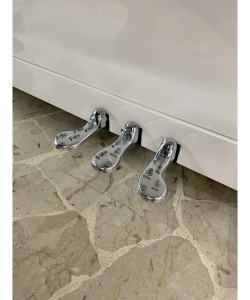 Vertical piano Schumann Mod.120 shiny white