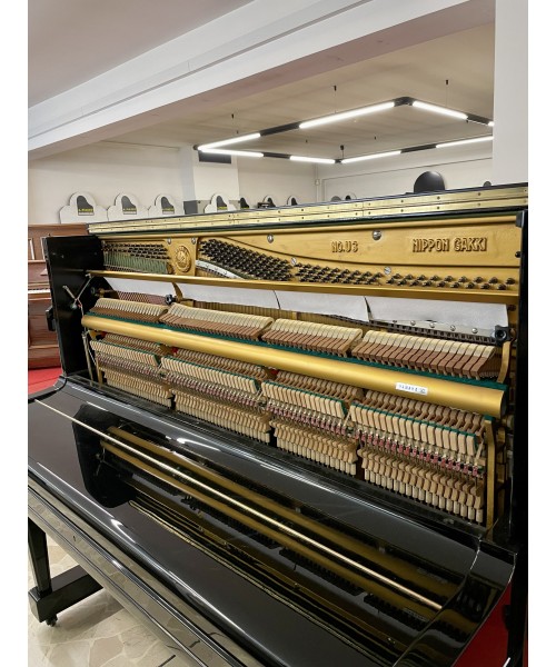 Vertical piano YAMAHA U3 glossy black