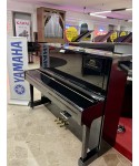 Vertical piano YAMAHA Mod.U1 Black glossy lacquered