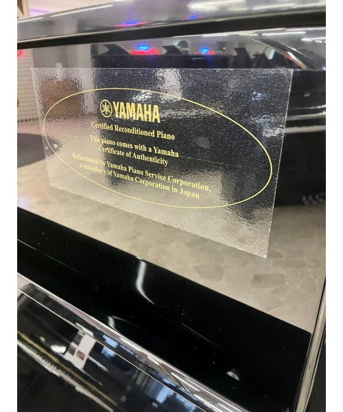 PIANOFORTE VERTICALE YAMAHA MOD.U1H NERO LACCATO LUCIDO