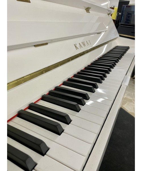KAWAI K-15 shiny white