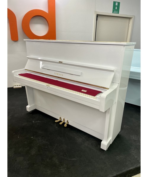 Vertical piano YAMAHA Mod.u1 glossy white
