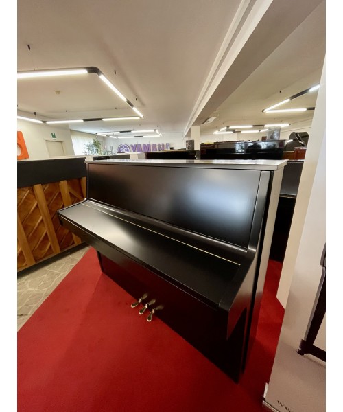 Shimmel vertical piano mod. Modern glossy black