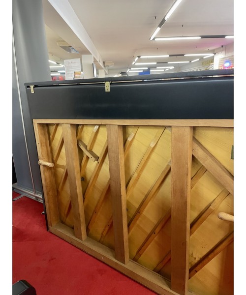 Shimmel vertical piano mod. Modern glossy black