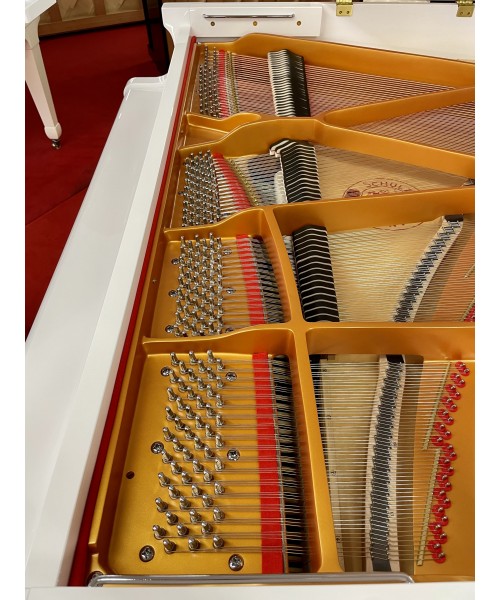 Half-tail piano SCHULZE POLLMANN MoD. SU148H glossy white