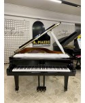 Half-tail piano YAMAHA G5 glossy black