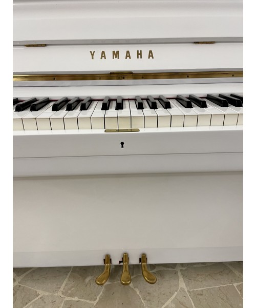 PIANOFORTE VERTICALE YAMAHA MOD. U2 BIANCO LUCIDO