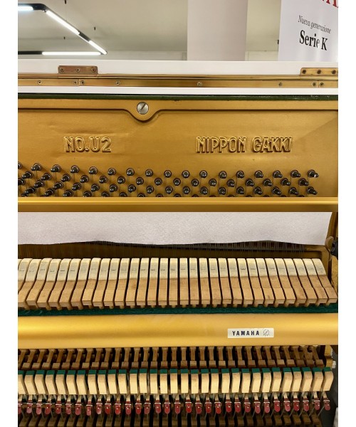 Vertical piano YAMAHA MoD. U2 glossy white