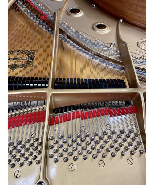 PIANOFORTE A CODA YAMAHA C7 NERO LUCIDO