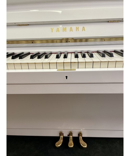 Vertical piano YAMAHA MoD. U1 glossy white