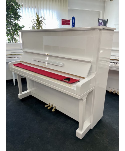 Vertical piano YAMAHA MoD. U3 glossy white