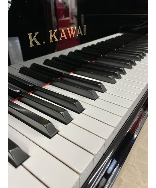 Half-tail piano KAWAI Mod.GS50 glossy black