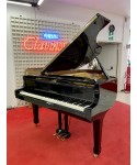 Half-tail piano YAMAHA C5 glossy black
