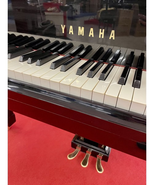 PIANOFORTE A MEZZA CODA YAMAHA C5 NERO LUCIDO