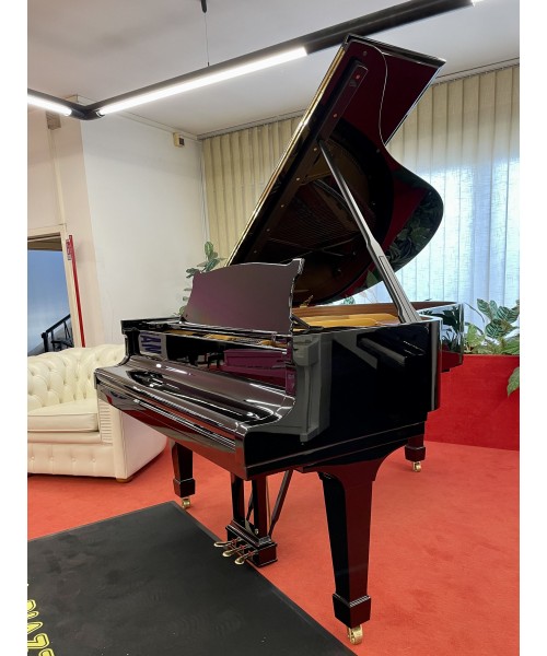 Half-tail piano STEINWAY & SONS MoD. Or shiny black