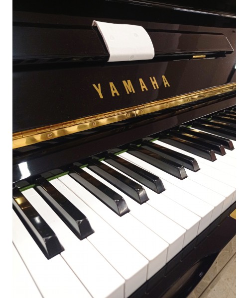 PIANOFORTE VERTICALE YAMAHA MOD.U3 NERO LUCIDO