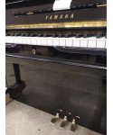 Vertical piano YAMAHA Mod.u3 glossy black