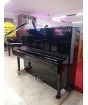 Vertical piano YAMAHA Mod.u3 glossy black