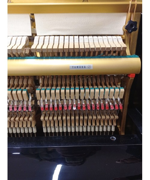 PIANOFORTE VERTICALE YAMAHA MOD.U3 NERO LUCIDO