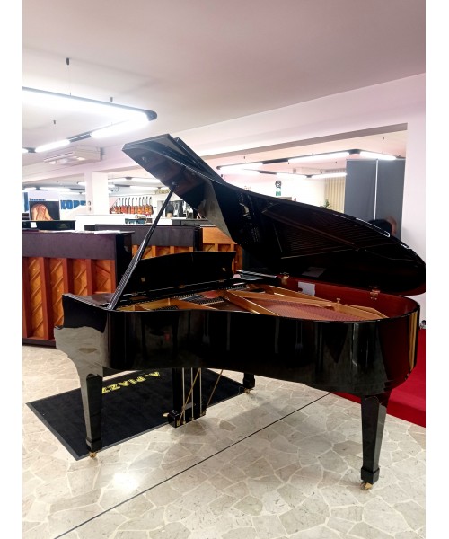 Tailed piano KAWAI MoD. Glossy black kg2
