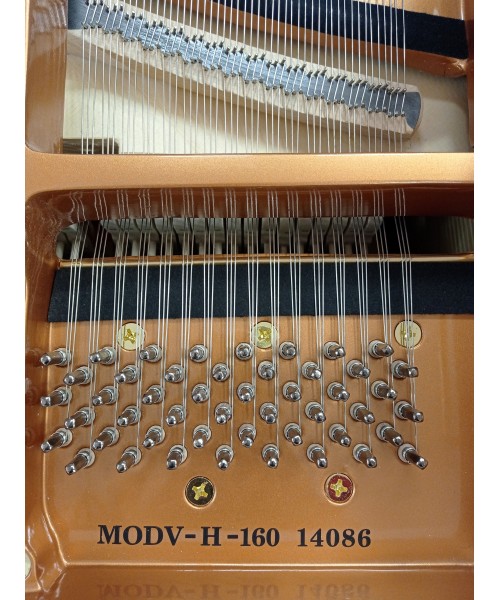 Half-tail piano Liederman mod. Vh-160 white