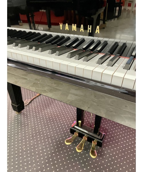 PIANOFORTE MEZZA CODA YAMAHA C5 NERO LUCIDO