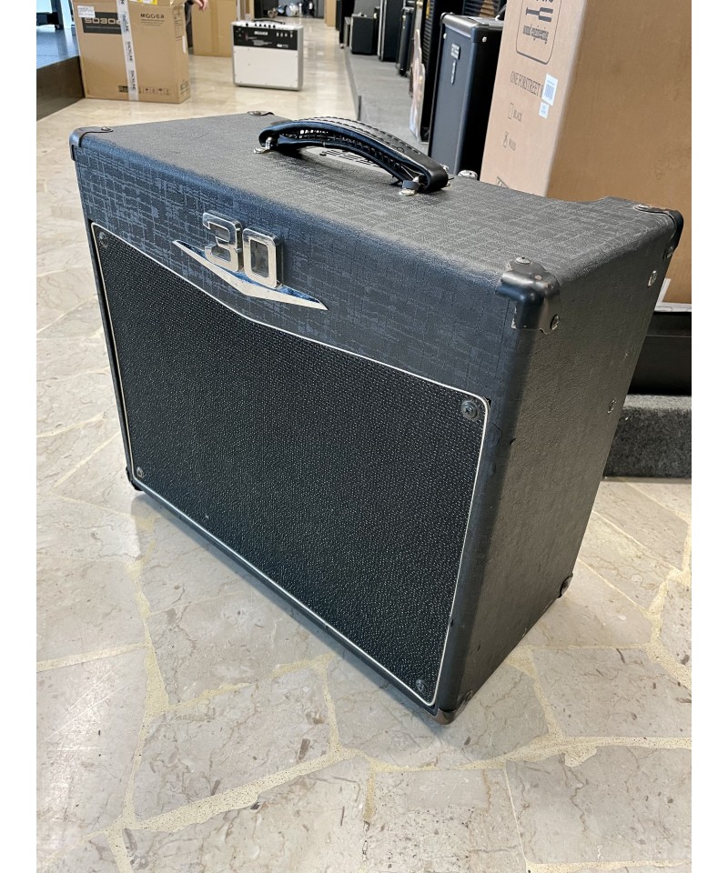 crate v30 + footswitch