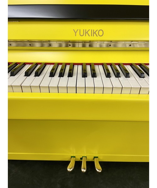 PIANOFORTE VERTICALE YUKIKO MOD. 120 GIALLO PIAZZO LIMITED EDITION
