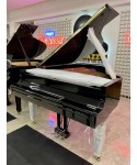 Half-tail piano YAMAHA G3 glossy black