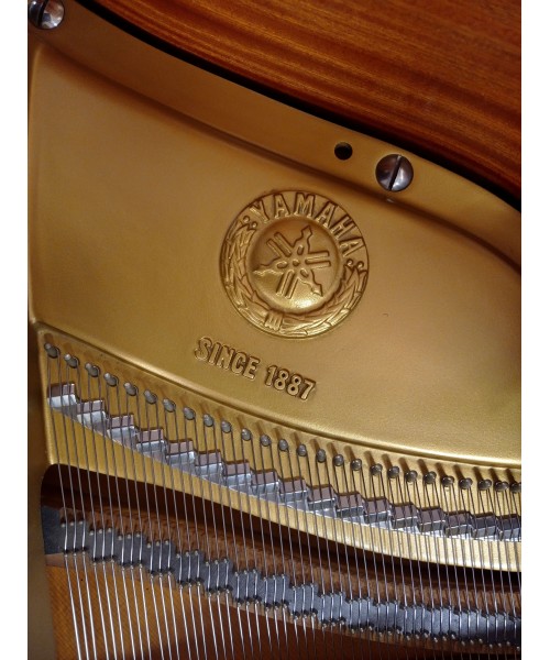 PIANOFORTE A MEZZA CODA YAMAHA C7 NERO LUCIDO