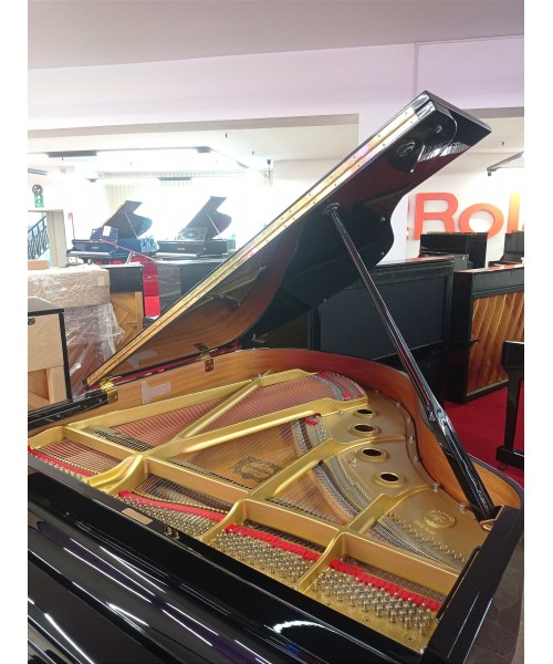 Half-tail piano YAMAHA MoD. G1 glossy black