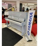 Vertical piano YAMAHA MoD. U1H glossy gray